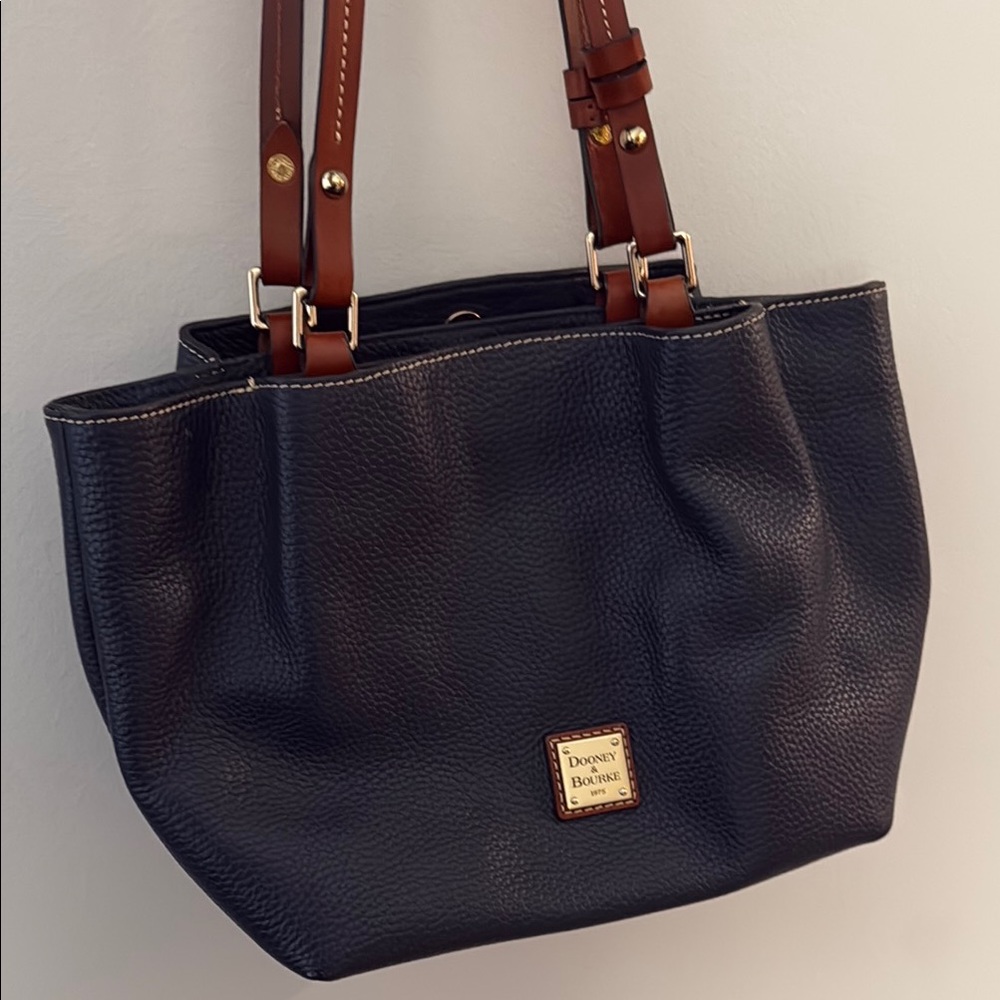 Dooney & Bourke Flourentine Navy pebbled Leather Tote Bag